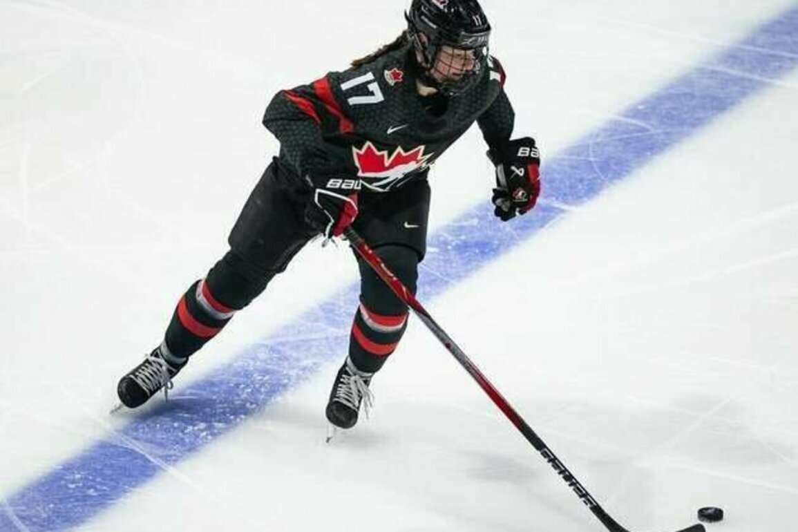 Sceptres sign D Ella Shelton to 1-year extension