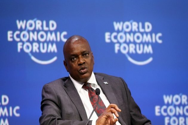 Botswana President receives first injection of Pfizer COVID