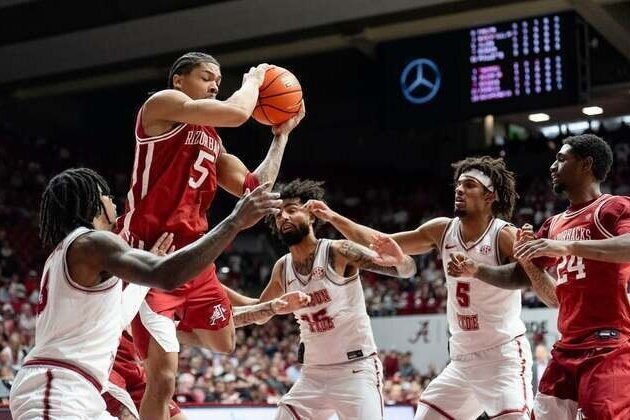No. 17 Alabama completes season sweep against Mississippi State