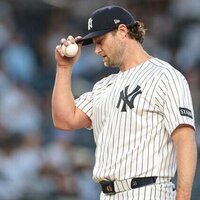 Surging Yankees continue 'gritty' series vs. Guardians