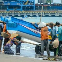 Bagaimana agar transisi energi tak mengorbankan kelompok rentan