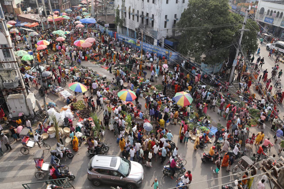 Markets in Nepal abuzz as devotees prepare for Chhath festival