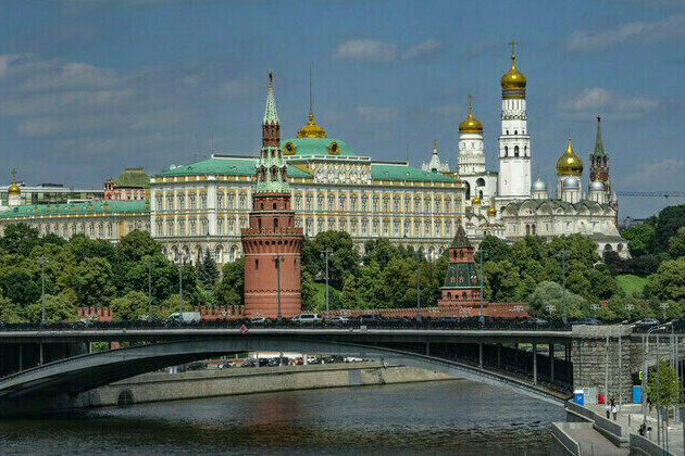 Russia prefers peaceful solution to Ukraine conflict  Kremlin