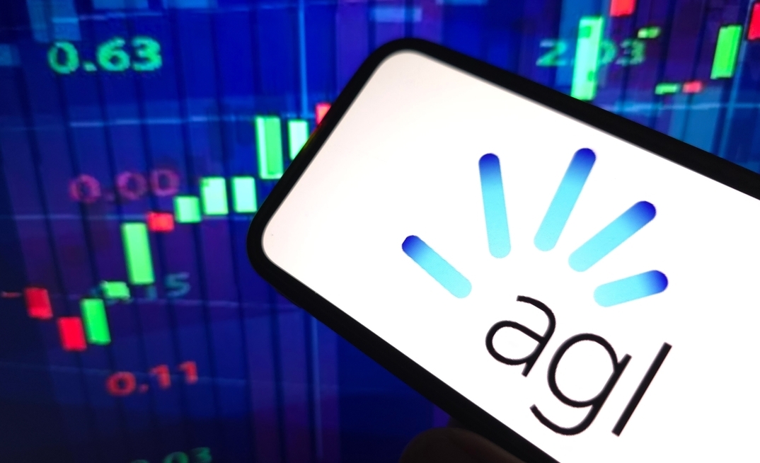 AGL locks in five-year Esso gas deal
