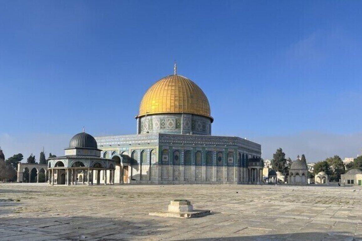 Israel refuses to open Al-Aqsa Mosque for end of Ramadan 
