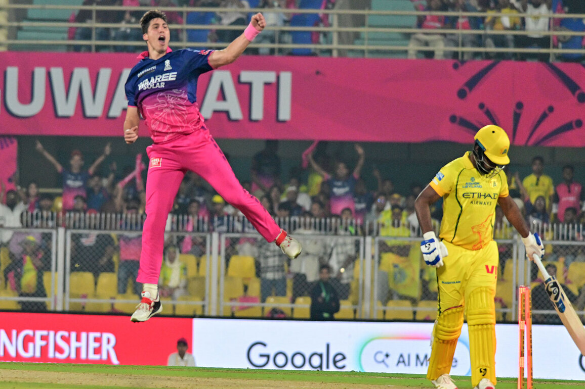 "There was something for bowlers": Anil Kumble decodes RR pacers' early impact on Samson