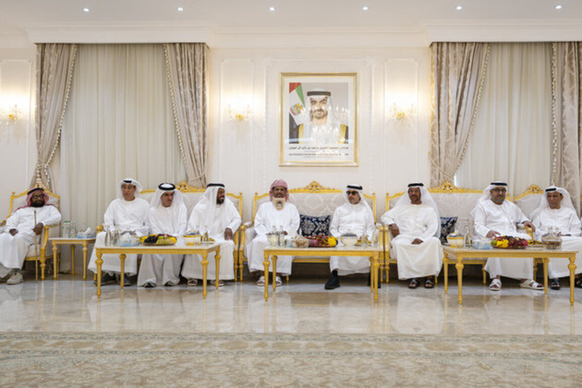 Hazza bin Zayed visits Mohamed Zaitoon Al Muhairi at his residence in Al Ain Region