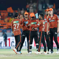 Hyderabad's spirited bowling performance restricts DC batting to 133/7 in 20 overs