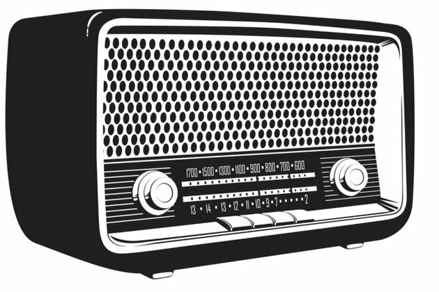 Radio as a form of struggle: scenes from late colonial Angola