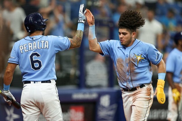 Rays aim to pull level with Jays in wild-card race