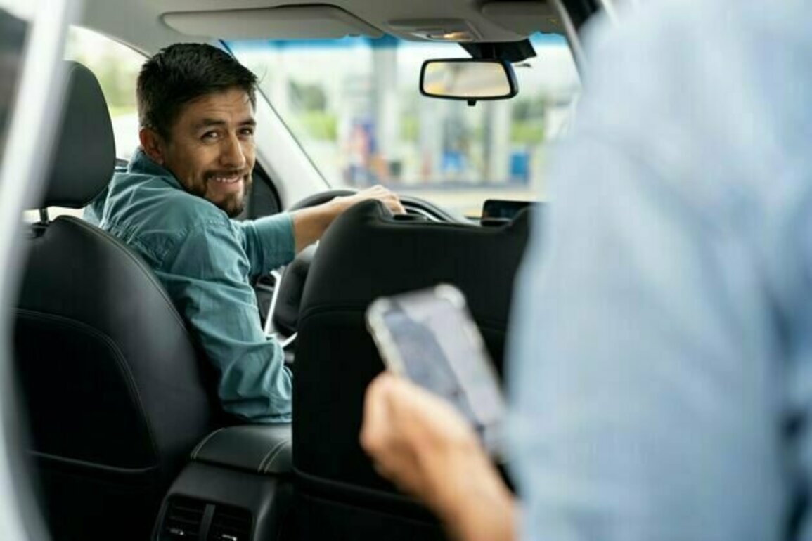 Contractor or employee? How a proposed law change will favour Uber over its drivers