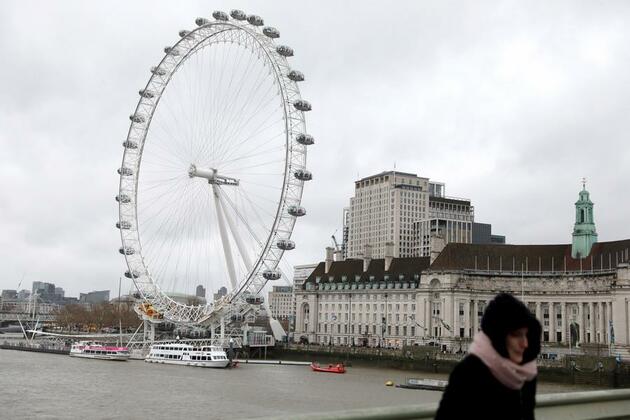 Economic Watch: Britain's manufacturing suffers downward trend