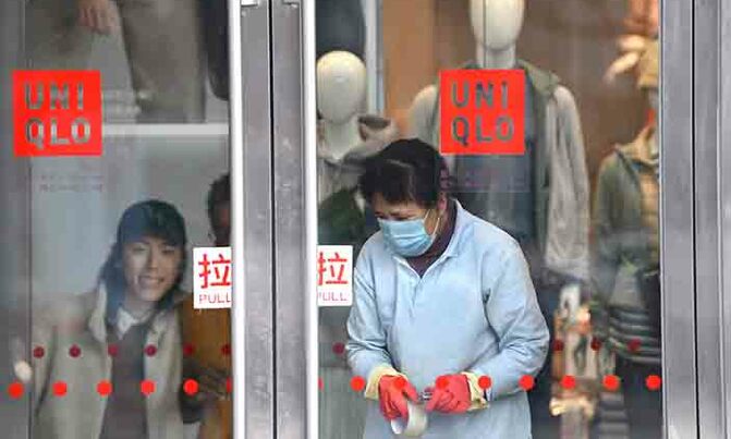 China shuts down transport in eight cities around virus epicenter China shuts down transport in eight cities around virus epicenter
