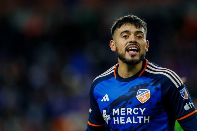 Off to flying start, FC Cincy visits already-struggling Fire