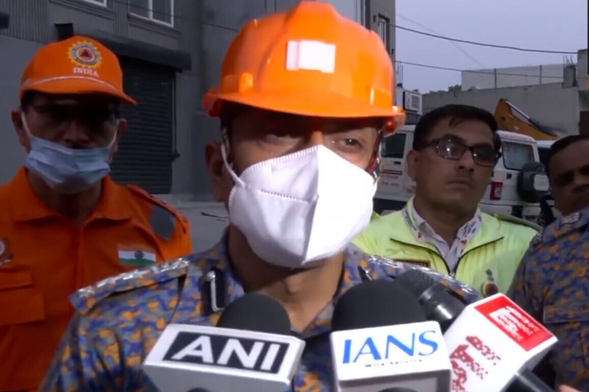 Work of removing debris underway: NDRF officials on Mehrauli building collapse incident