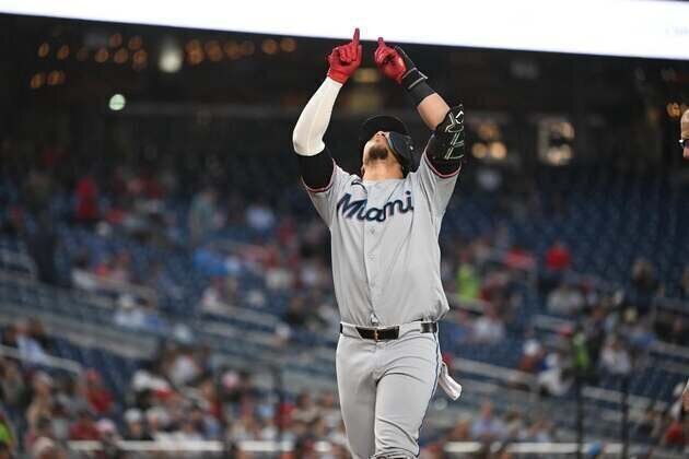 Marlins in position to pull off sweep of Nationals