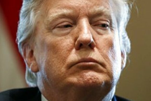 Trump attacks top Democrat for rejecting Mexico wall deal
