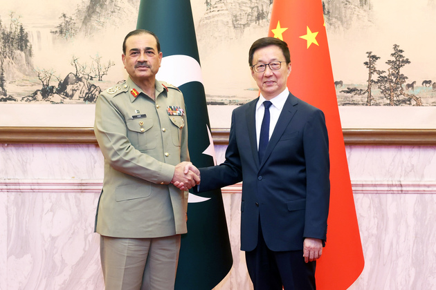 CHINA-BEIJING-HAN ZHENG-PAKISTAN-ARMY CHIEF-MEETING (CN)