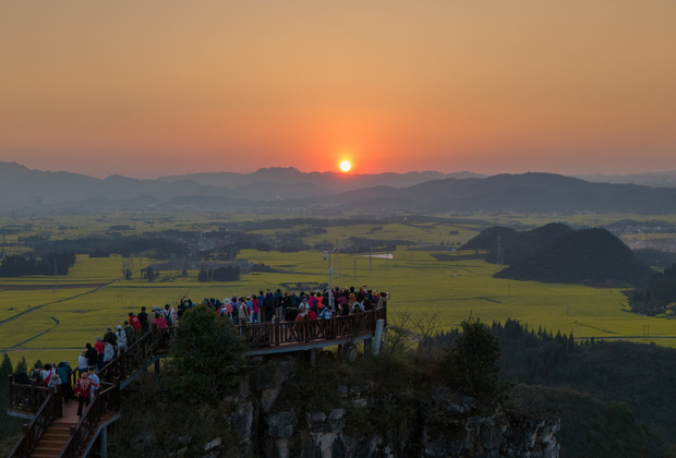 CHINA-YUNNAN-LUOPING-COLE FLOWERS-SCENERY (CN)