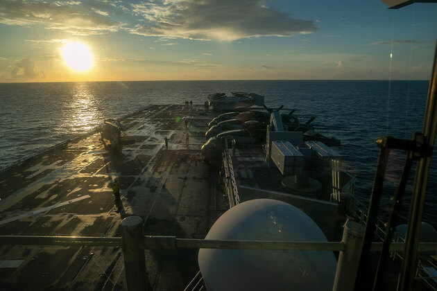 "Our launchers are locked on warships, we will sink them all": Khamenei's Advisor on US blockade