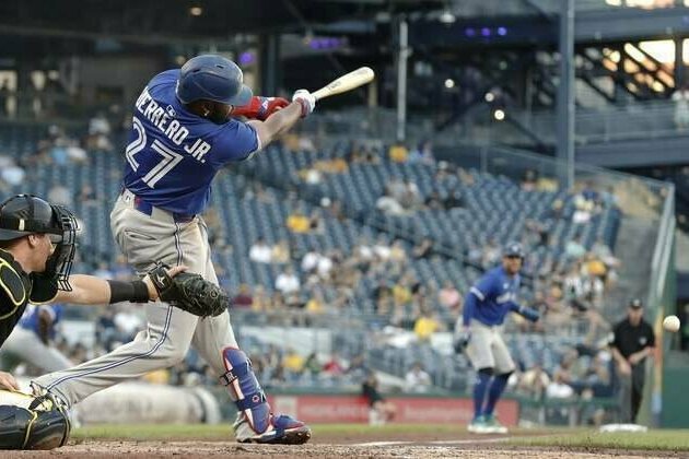 Jays, ahead of rematch with Pirates, await word on Vladimir Guerrero Jr.