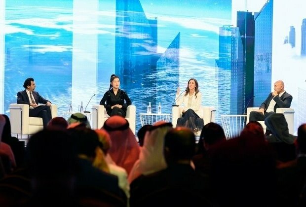 Dubai Business Forum explores role of advanced technology in transforming business