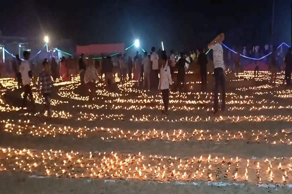 Odisha: 1 lakh diyas lit around Baba Bhusandeswar temple premises on Mahashivratri