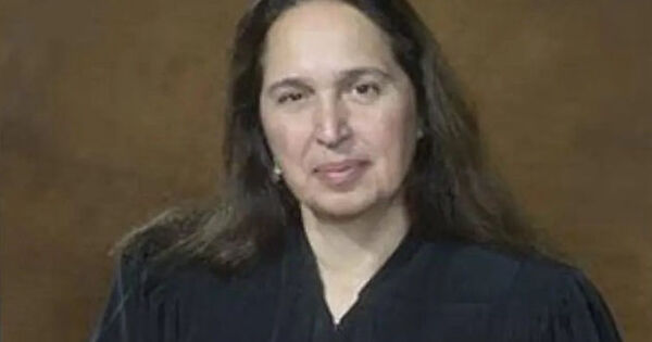 US judge stops bid to end legal status of 8,400 kin of US citizens