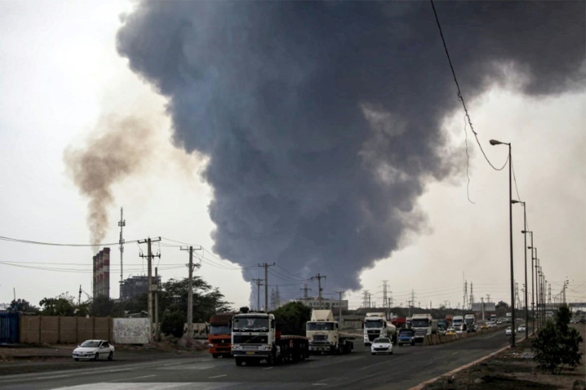 Major Blast At South Iran Port Injures Hundreds - IBTimes