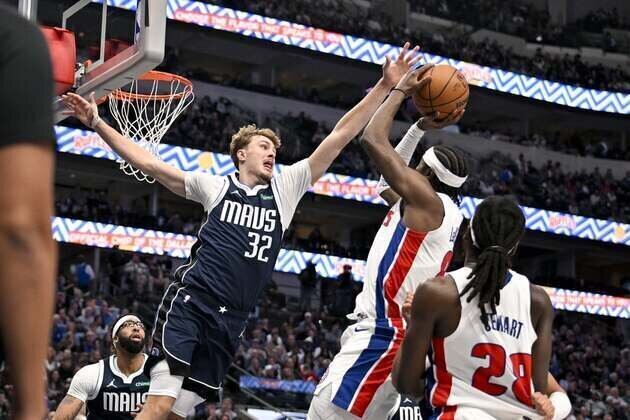 Mavs' Cooper Flagg coming of age with 76ers up next