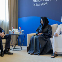 Latifa bint Mohammed meets with WEF President