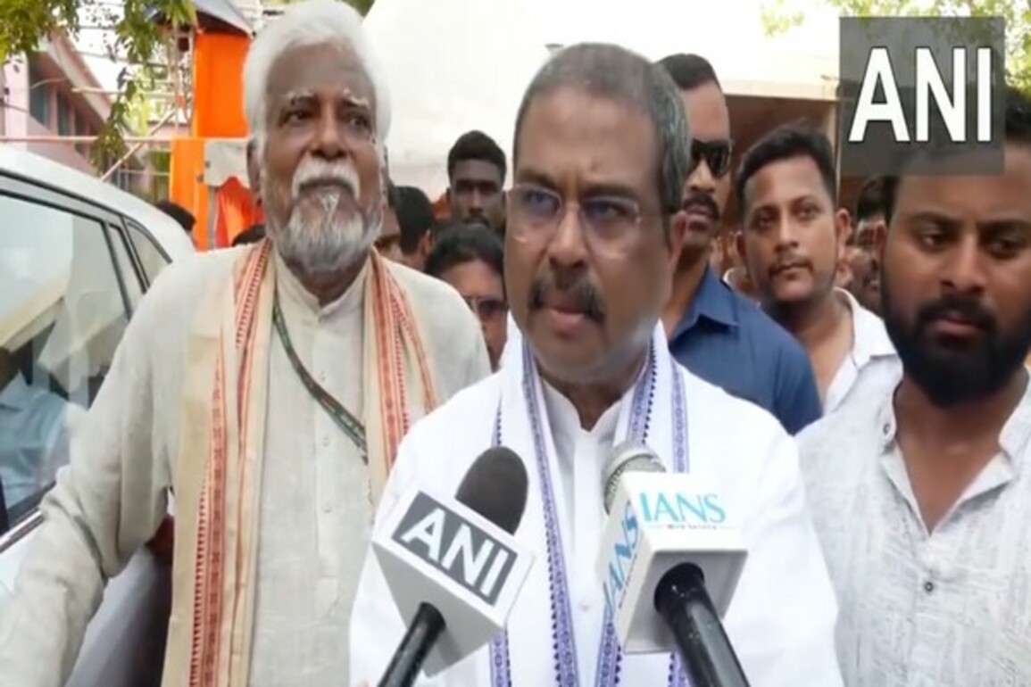 Odisha: Dharmendra Pradhan inaugurates temporary KV campus in Athmallik, lays foundation for permanent facility in Haridanali