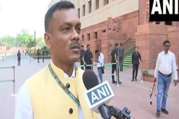 "No law and order in West Bengal": BJP MP Manoj Tigga on attack on BJP leader's house