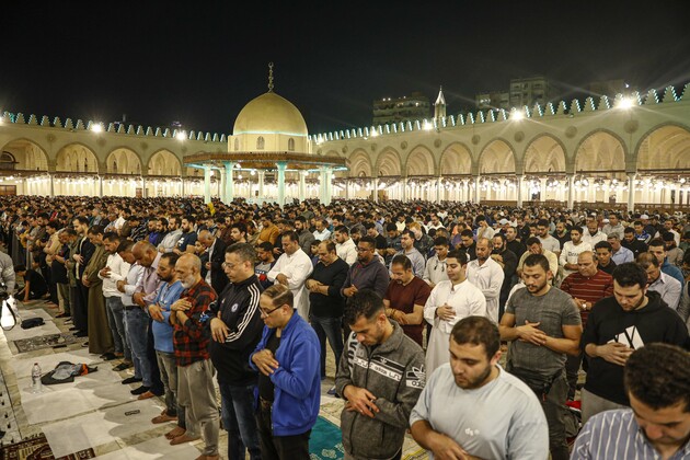EGYPT-CAIRO-RAMADAN-NIGHT PRAYER