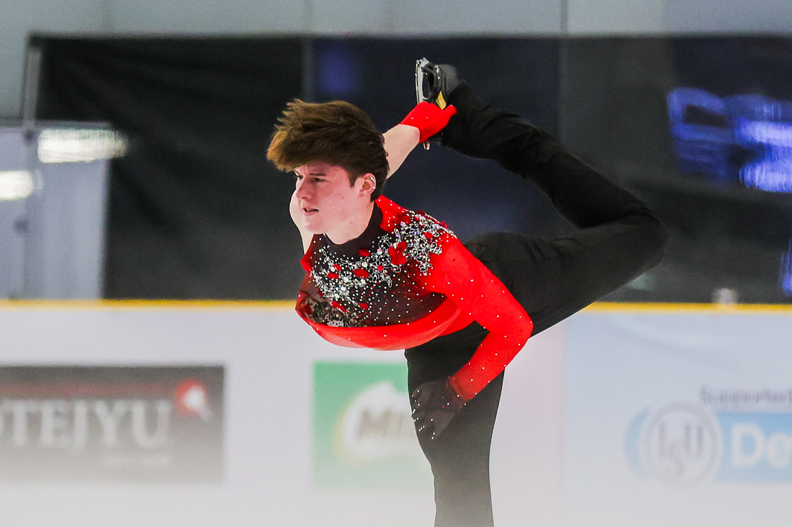 (SP)THE PHILIPPINES-PASAY CITY-ASIAN OPEN FIGURE SKATING TROPHY-SENIOR MEN