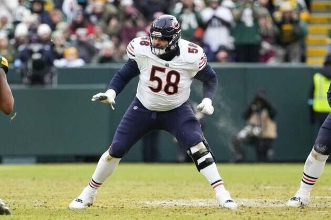Reports: Bears pick up 5th-year option on OT Darnell Wright