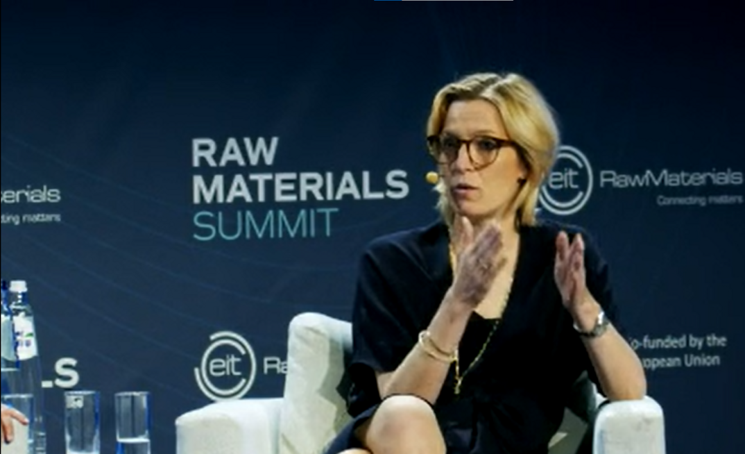 von Hahn spoke on a panel about industry and technical solutions.