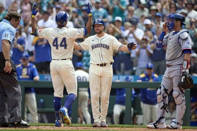 Julio Rodriguez reaches 20-20 again as Mariners edge Rangers