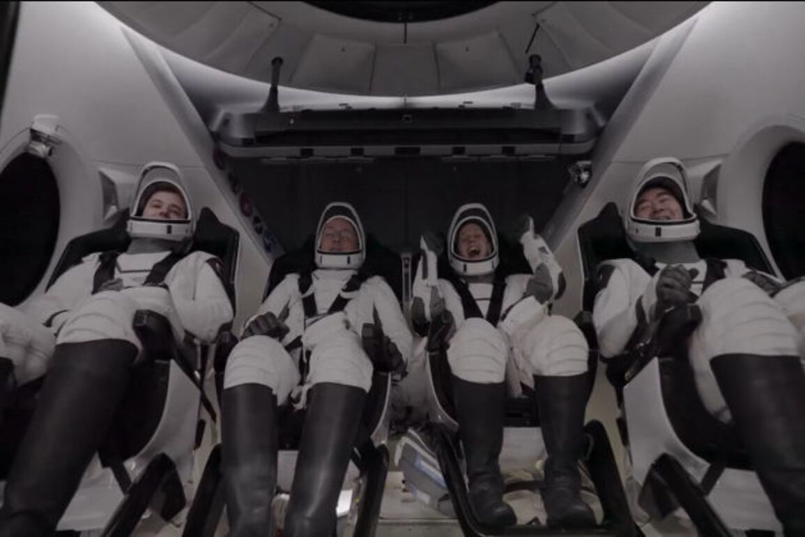 Four astronauts back home safe in Space X capsule from ISS