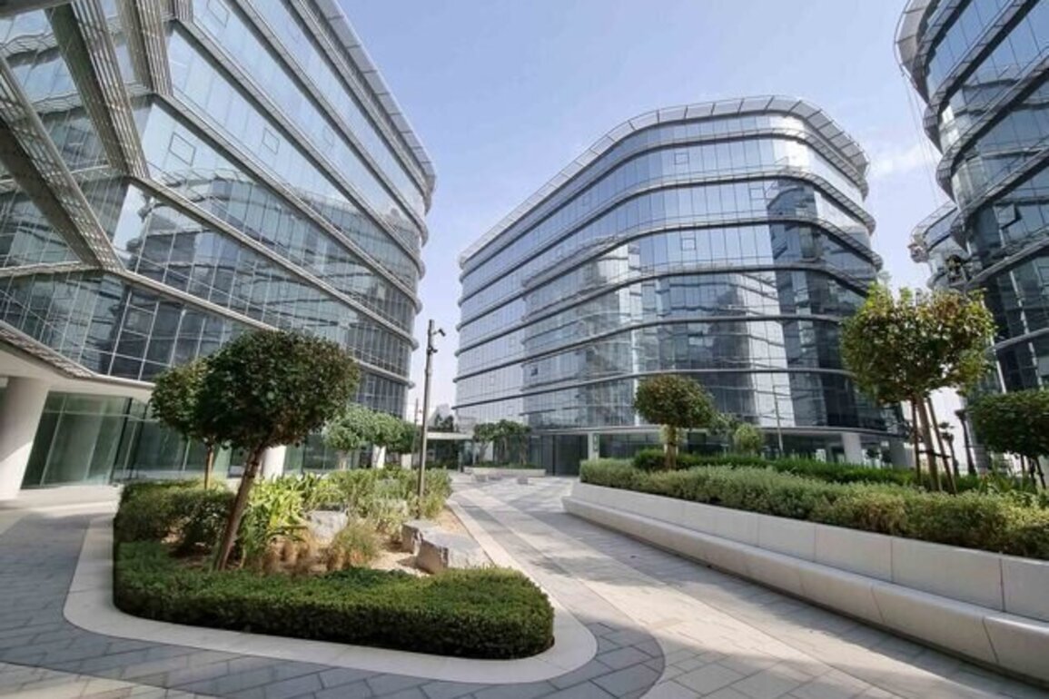 Dubai CommerCity enhances cross-border e-commerce platform with key partners