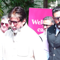 Amitabh Bachchan, Abhishek Bachchan attend last rites of ad legend Piyush Pandey