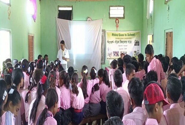 Assam: Massive participation by students in rhino awareness programmes