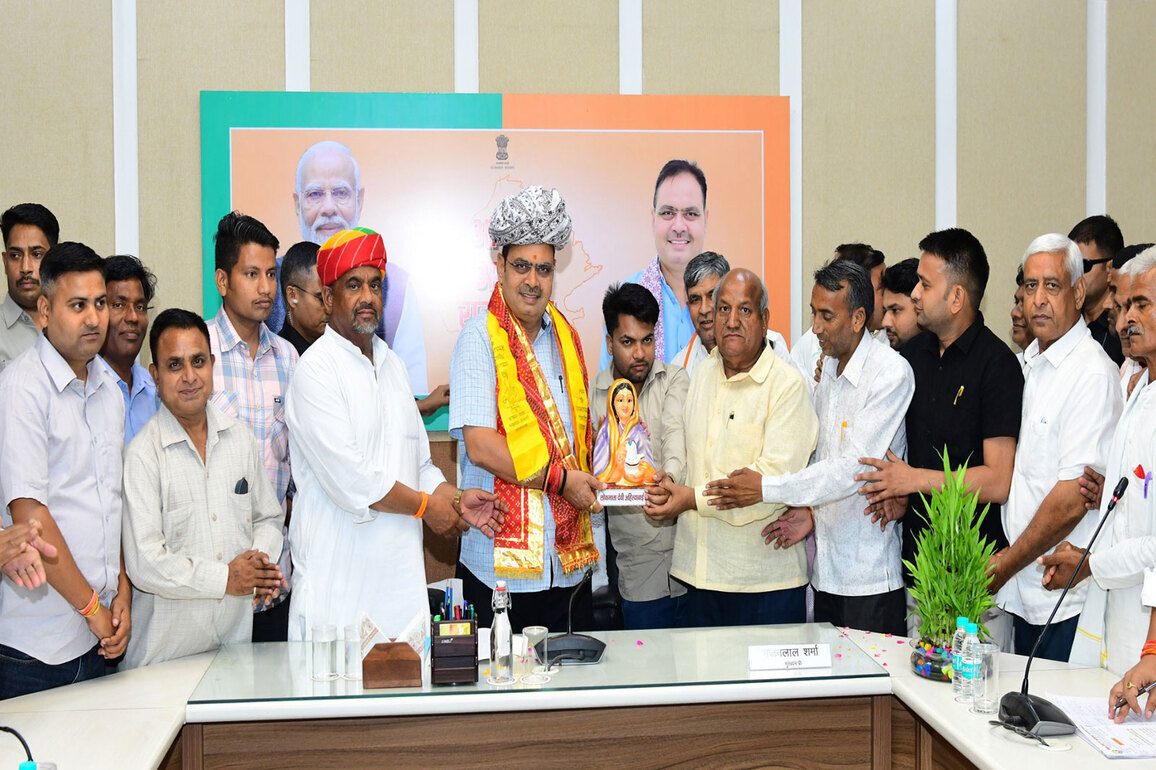 Rajasthan CM Bhajan Lal Sharma meets de-notified, nomadic communities; assures all-around development and economic support for farmers