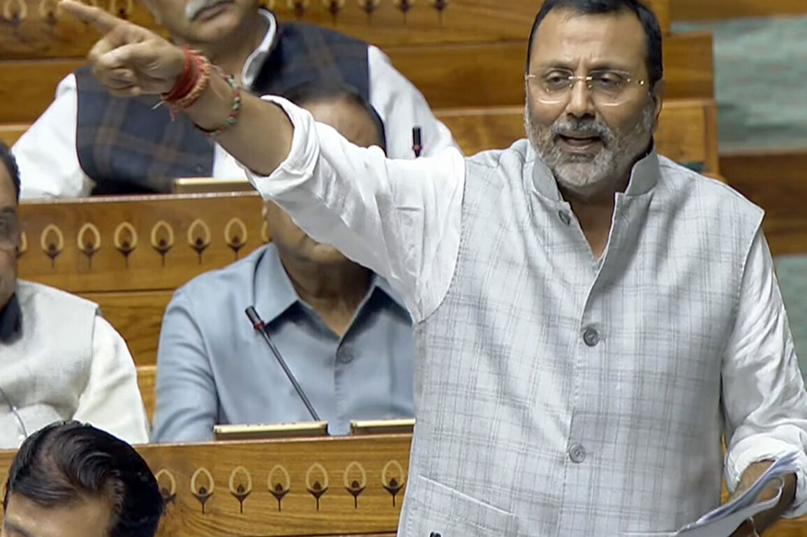 "The Nehru-Gandhi family deserves the titles of traitor, deceiver": Nishikant Dubey