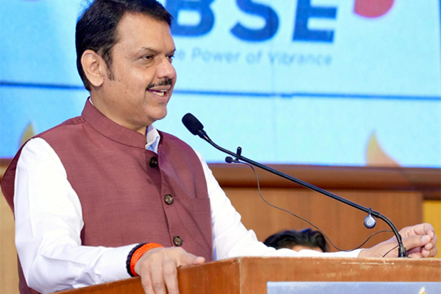Maharashtra CM Devendra Fadnavis reviews rainfall situation in Nagpur amid severe waterlogging