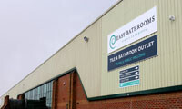 Easy Bathrooms celebrates fifth anniversary with launch of its 17th showroom