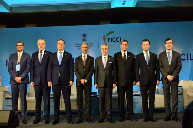 Jaishankar lays out growth opportunities in India to visiting Central Asian leaders