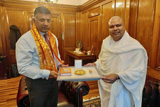 Ram Govind Das meets the Indian Ambassador in London
