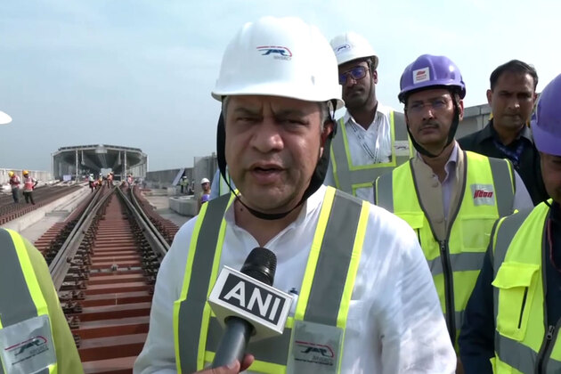 Surat-Bilimora section of Bullet Train project to become operational in 2027: Ashwini Vaishnaw