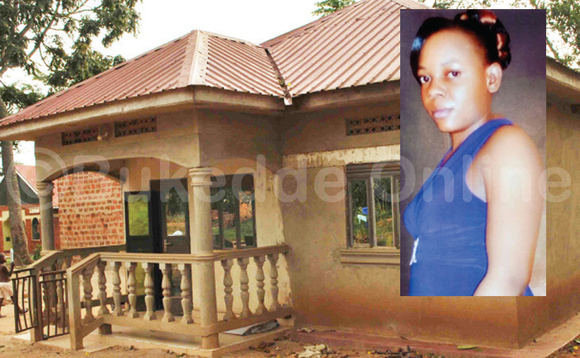 Ennyumba abaana gye babadde bazimbidde nnyaabwe e Nabalanga - Nakifuma. Mu katono ku ddyo, Viola Nantaba gwe baggunze ku bisenge n'okumufumitafumita ebiso ebyamusse. Ennyumba abaana gye babadde bazimbidde nnyaabwe e Nabalanga - Nakifuma. Mu katono ku ddyo, Viola Nantaba gwe baggunze ku bisenge n'okumufumitafumita ebiso ebyamusse.